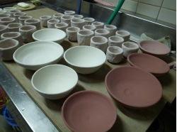 施釉済み作品・順番待ち