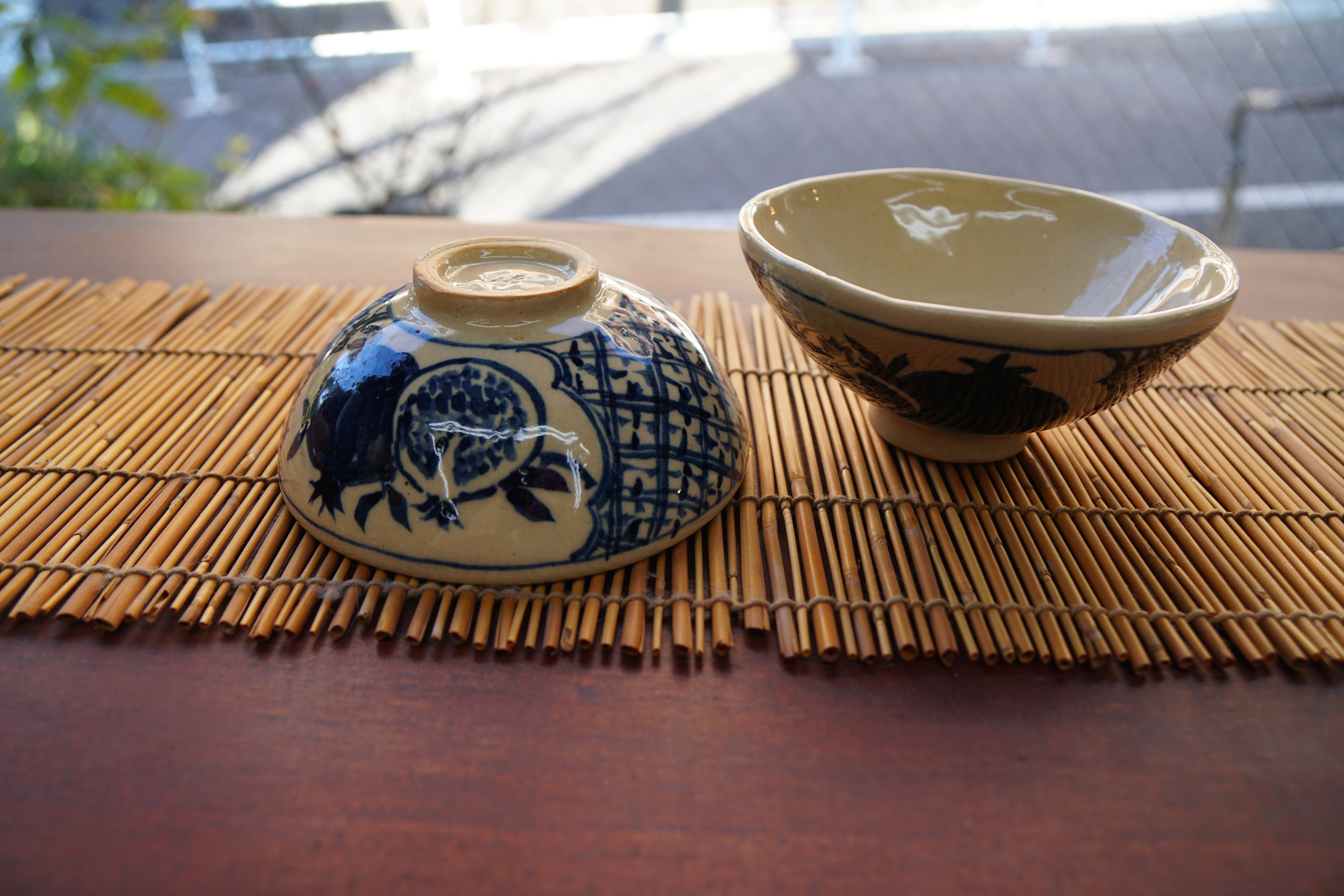 下絵付けをしたカリキュラムの茶碗・生徒作